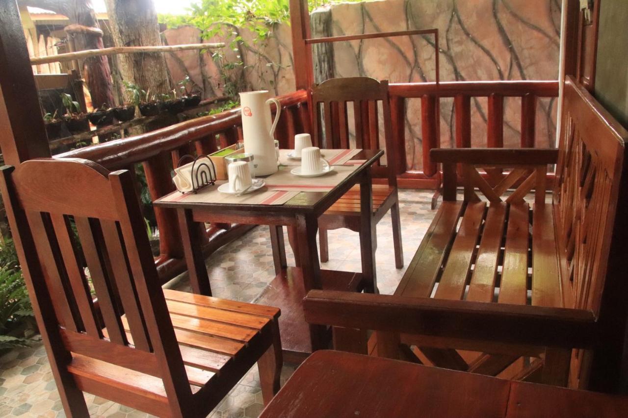 Theresa'S Pension House Сан-Висенте Экстерьер фото